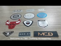 Yüksek Kaliteli Silikon Transfer 3D Isı Baskı Giyim Etiketi Kumaş için Silikon Rozeti