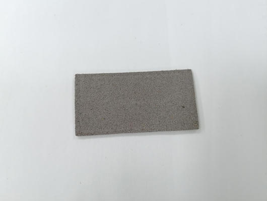 Mikrofiber Kabartmalı Logo PU Deri Etiket Giyim Üzerine Dikmek Tasarımı Özelleştirmek