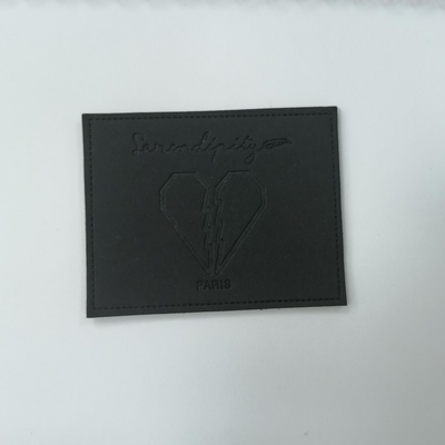 Kabartmalı Logo Süet Mikrofiber PU Deri Etiket Yıkanabilir Özel Renk