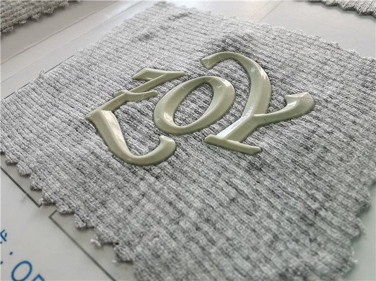 Yıkanabilir Rozet 3D Etiketsiz Isı Transferi Giyim Etiketleri Silikon Malzeme