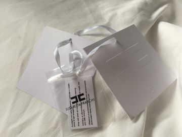 Debossed Logo Beyaz Kart Giyim Askılı Etiketli String Özel Boyutlu