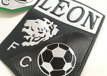 Özel Yapılmış Yükseltilmiş Kauçuk Isı Transferi Giysi Etiketleri Silikon Kauçuk Logo