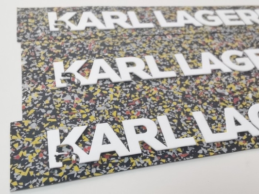 Geri Dönüştürülebilir Malzemeden Yapılmış Pantone Renkli Silikon Isı Transferi Etiketi