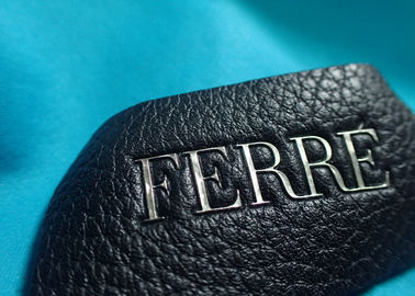 Kabartmalı Logo Giyim İçin Yüksek Frekanslı 3m Reflektörlü Mektuplar