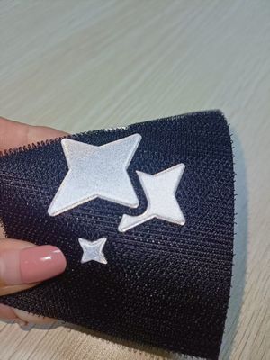 Fabrika Demir Özel 3D Tpu Rozeti Giysi Özel Etiket için Rezil TPU Yamaları