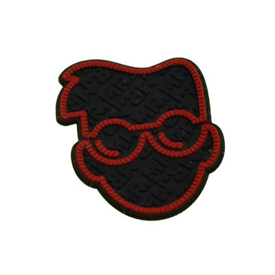 Özel 3D Silikon Etiket Yıkanabilir 3D Yumuşak Silikon Logo Isı Transfer Rozeti
