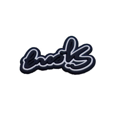 Özel 3D Silikon Etiket Yıkanabilir 3D Yumuşak Silikon Logo Isı Transfer Rozeti