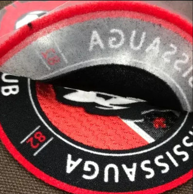 Kişiselleştirilmiş Tasarım Isı Transfer Baskı Özel Futbol Takımı Kulüp Logosu 3D Flok Yama