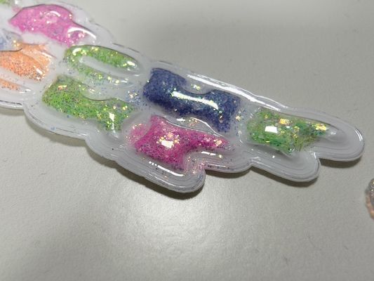 Sürdürülebilir Özel Köpüren Pembe Sarı TPU Yama Kabarık Etiketler Giyim İçin Özelleştirilmiş