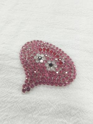 Özel Tasarım Isı Transfer Baskı Etiketi Yüksek Rhinestone Logosu Tişörtler Şapkalar İçin Ütüyle Yapıştırma Kendin Yap Kristal