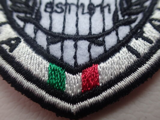 Toptan Özel Nakış Yama 3D Kabartmalı Logo Giysi Etiketi Giysi Kullanımı İçin