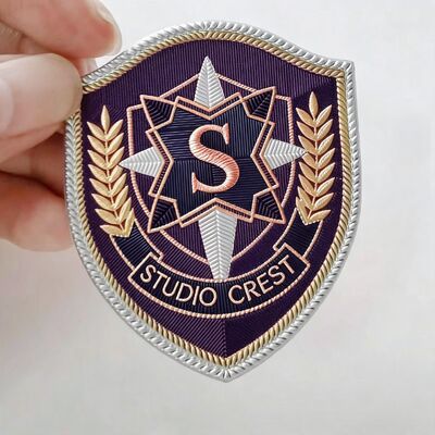 Özel nakışlı yamalar Çoklu renk seçenekleri ve test edilmiş yıkama direnci ile ısı aktarımı kayak giyim ve ceketler için idealdir