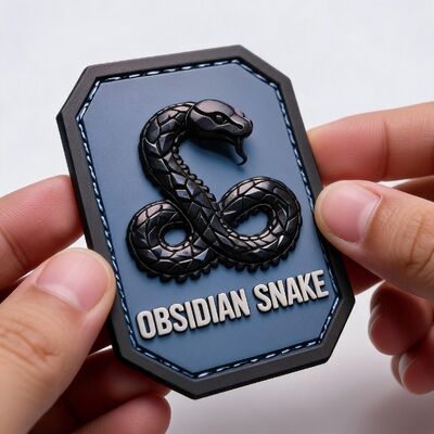 Özel Yüksek Yoğunluklu 3D Yükseltilmiş Yumuşak PVC Yamalar Toptan Çok Renkli Kişiselleştirilmiş Keskin Detay Kabartmalı Kauçuk Etiket