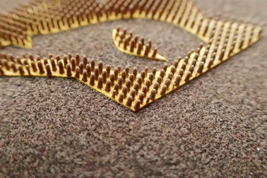 Giyim İçin Profesyonel Özel 3D Silikon Kauçuk Nokta Yama Etiketleri