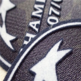 Daire Şekli Özel Giyim Yamalar Şampiyonu Logolu Yumuşak Isı Transferi Tatami Akın