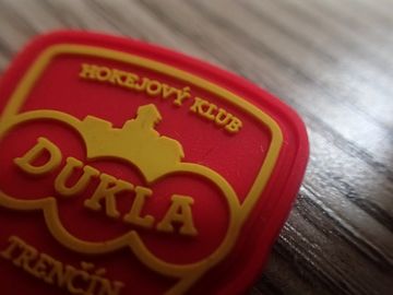 El yapımı Yıkanabilir Kauçuk Logo Yamaları Dikmek - Stil Toksik Olmayan