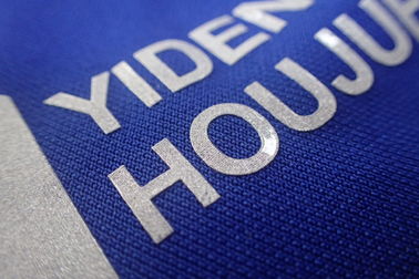 Futbol Üniformaları İçin Yansıtıcı Serigrafi Isı Transferi Etiketi
