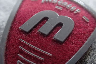 El Yapımı Silikon Serigrafi Ayakkabıları Keçe Logo Yamaları