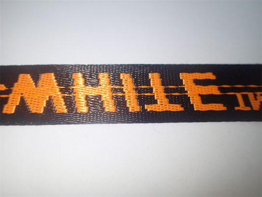 Moda Stili Güçlü ve Dayanıklı Jakarlı Dokuma Özel Logo