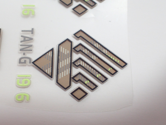 Giyim 3D Silikon Isı Transferi Etiketi Farklı Yerler İçin Özel Logo