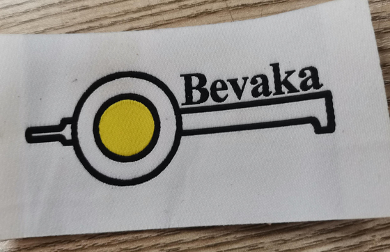 T Shirt Yıkanabilir Dokuma Giysi Etiketleri Konfeksiyon İçin Kenar Kırpma