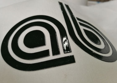 Fabrika Özel 3D marka logosu sillicon ısı basın transfer etiketleri