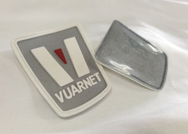 Yaratıcı özel giysi için 3d kabarık Pvc kauçuk Logo yamalar yumuşak Pvc etiket