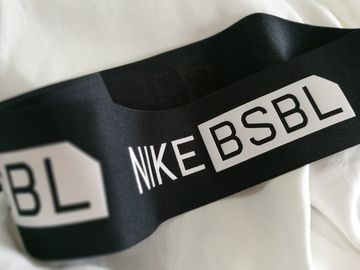 Farbic Teyp Yıkanabilir Özelliği İçin Customiezd 3D Yükseltilmiş Serigrafi Etiketi