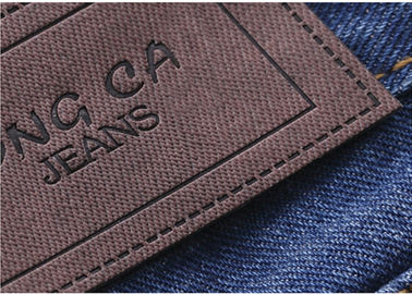 Logo Yazdırılabilir Kabartmalı Deri Gereçleri Velcro Deri Giysi Etiketleri
