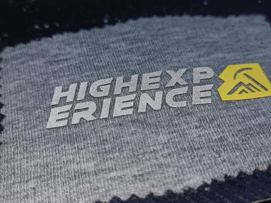 OEKOTEX Logo Yıkanabilir Yamalar Özel Refective Gümüş Silikon Rozetler